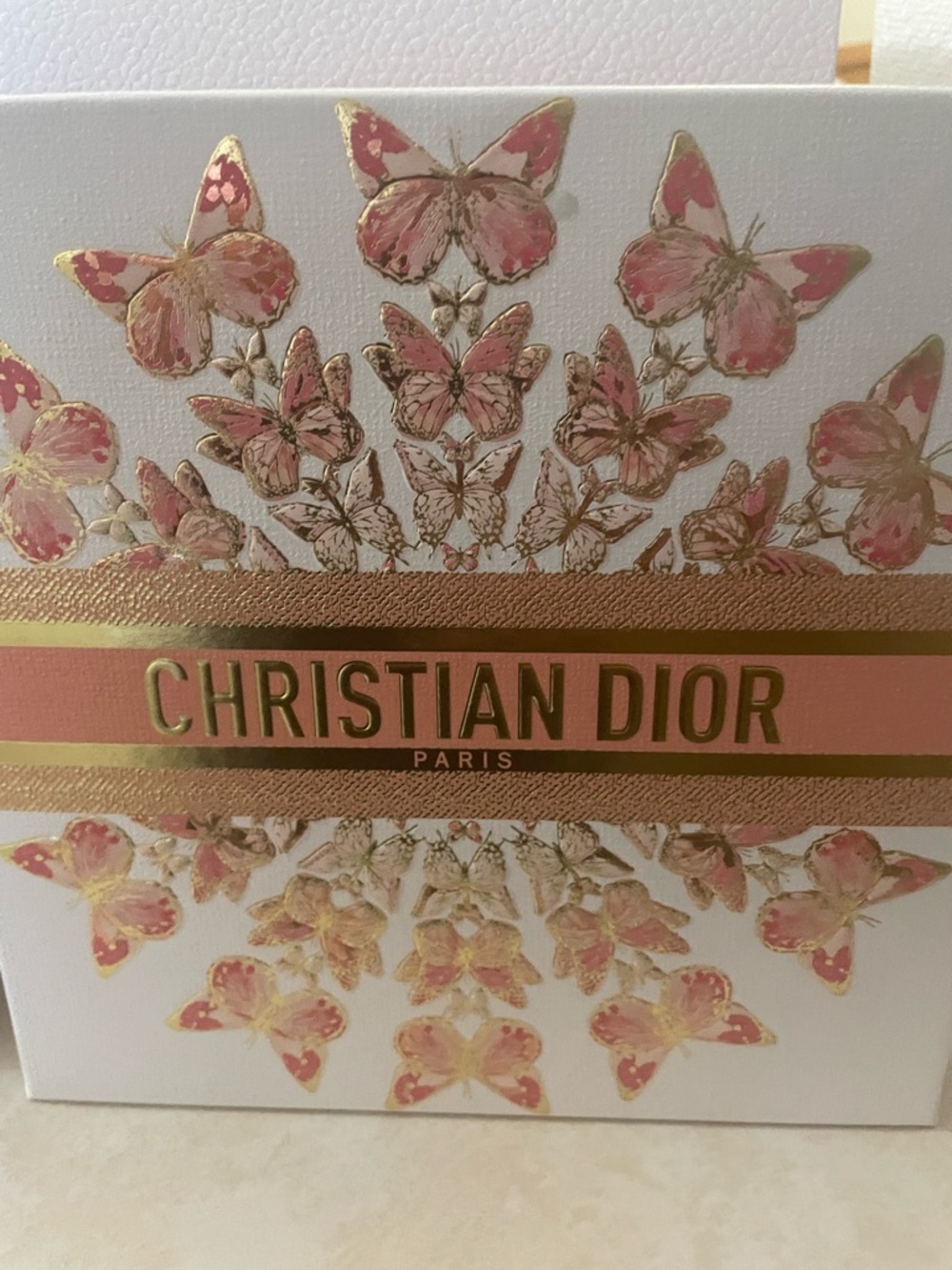 Dior Round Silver Case & Rosy Cherry Glow Blush in Limited Edition Box - Picture 7 of 9